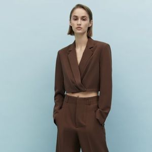 Cropped Shoulder Pad Blazer from Zara